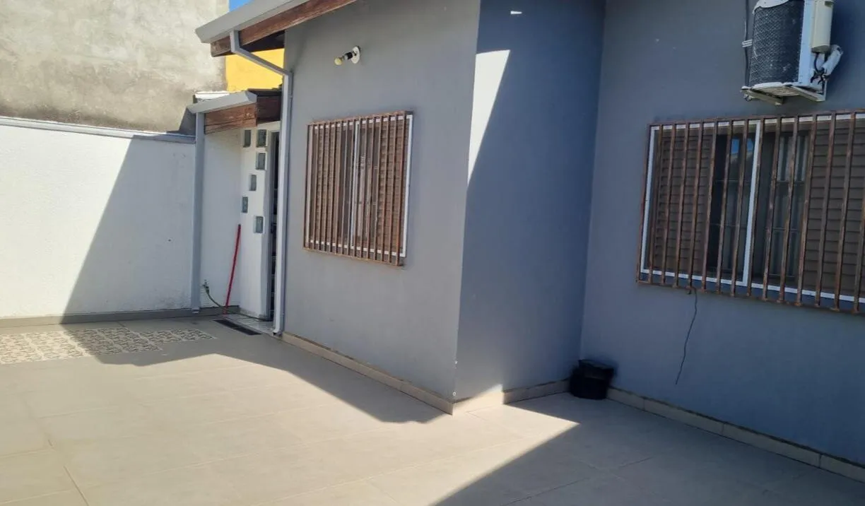 Casa no Condomínio Girassol, foto 2 de 12