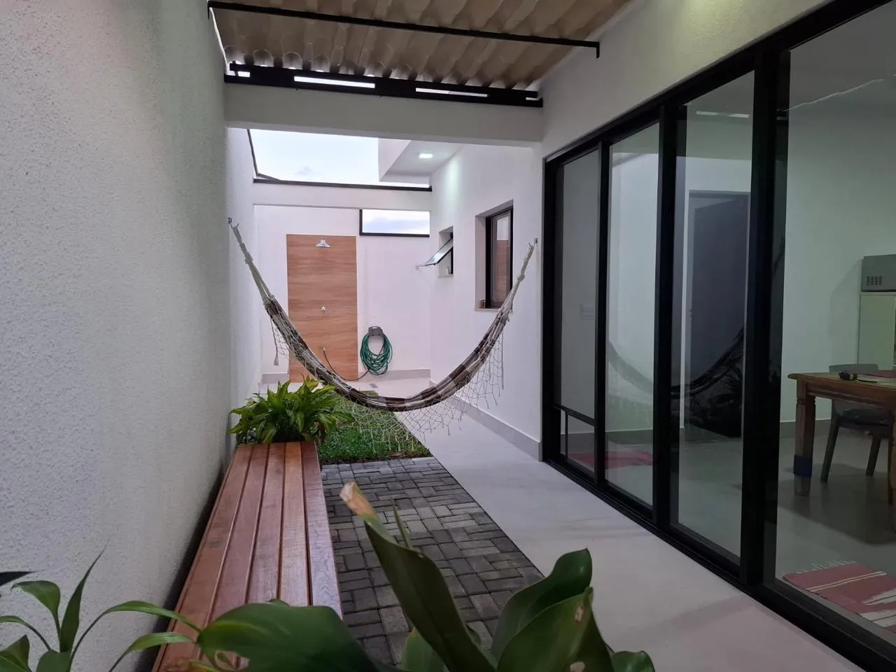 Casa moderna no Cataguá Way, foto 4 de 12
