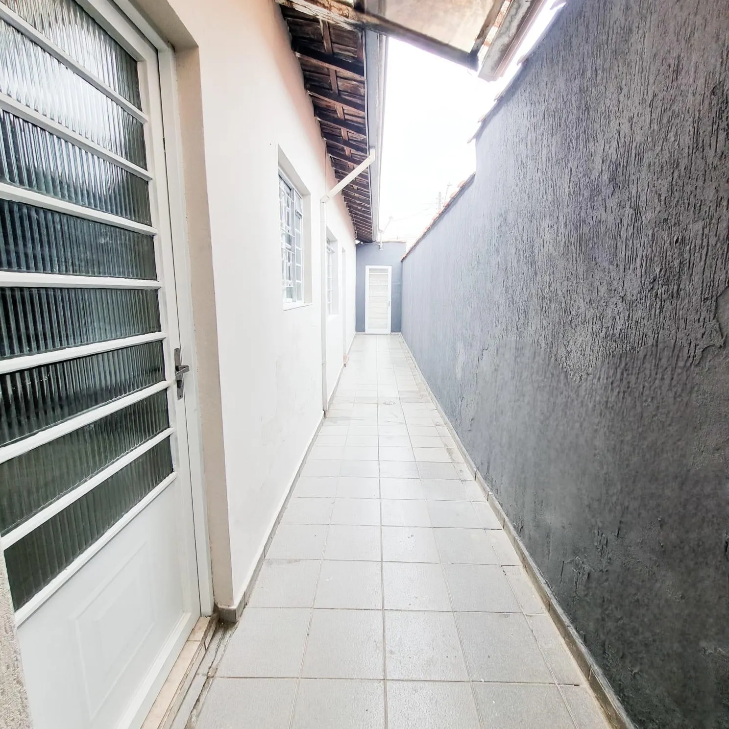 Casa na Independência, perto da Escola Juvenal, foto 4 de 7