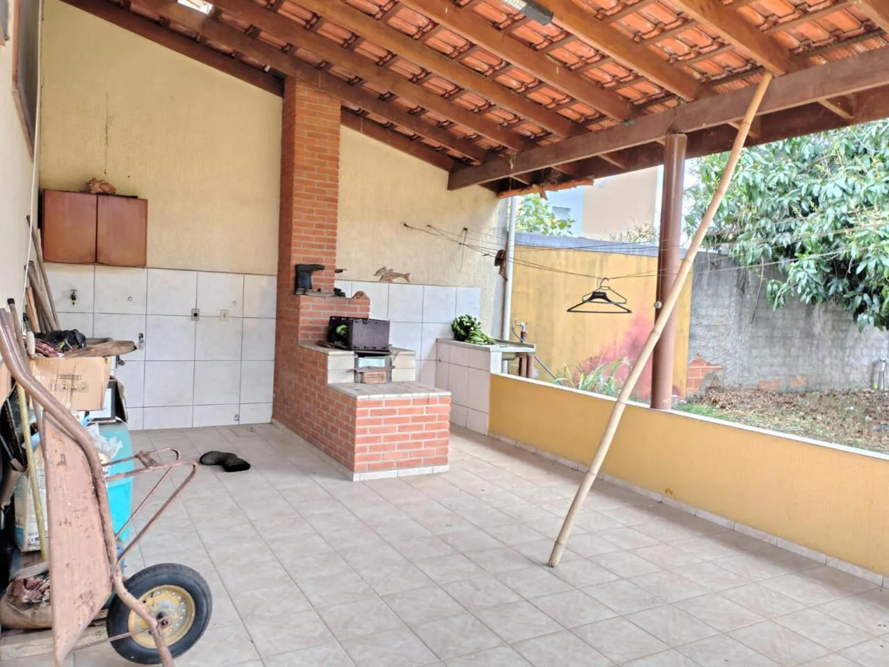 Casa com garagem para 4 carros na Independência, foto 5 de 16