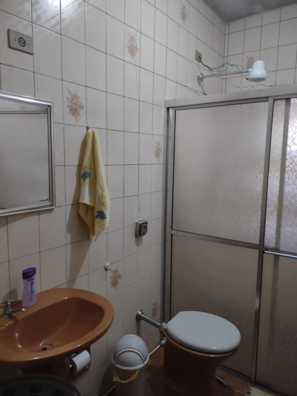 Casa com ponto comercial na Chácara Santa Luzia, foto 15 de 19