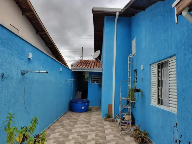 Casa com piscina no Bonfim